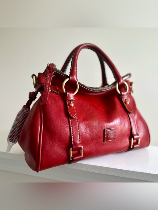 Dooney & Bourke Handbags - Dooney & Bourke Vintage Red Florentine Satchel EUC